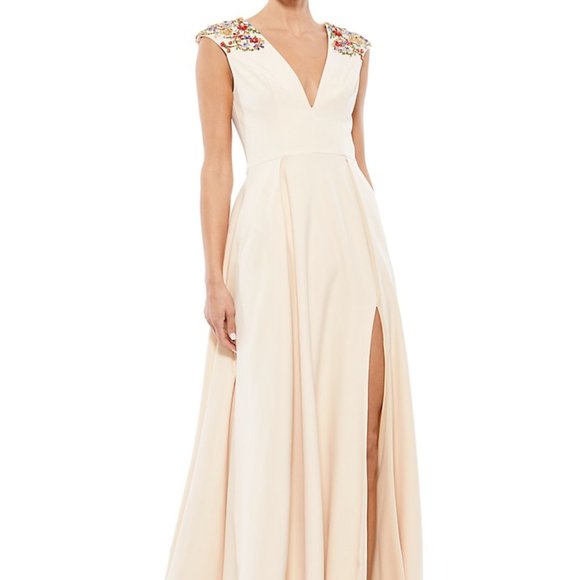 MAC DUGGAL FLORAL EMBELLISHED CAP SLEEVE A-LINE VANILLA GOWN sz 10 - Picture 1 of 7